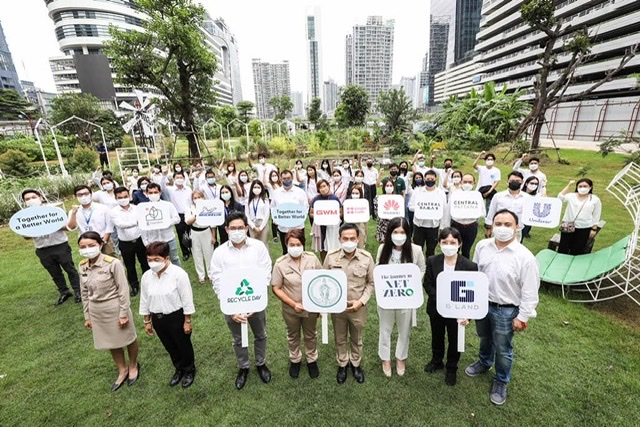 กรุงเทพฯ เมืองน่าอยู่ GLAND จับมือ เขตห้วยขวาง กทม. และ รีไซเคิลเดย์ จัดโครงการ “Journey to NET ZERO : Bangkok Zero Waste”  