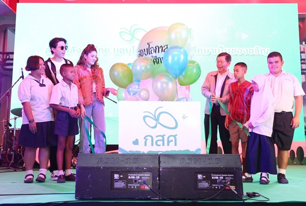 ป๊อก – มาร์กี้ เปิดโครงการ  “ล้านพลังคนไทย มอบโอกาสทางการศึกษาเป็นของขวัญ”ชวนคนไทยร่วมบริจาคช่วยเหลือเด็กด้อยโอกาส